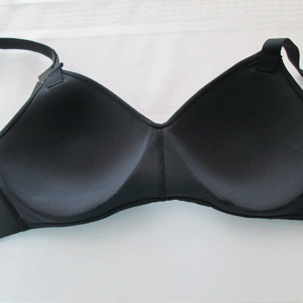 DKNY Women's Litewear Active Comfort Wirefree Bra- DK7934 NWT Sz 30B - Picture 5 of 8
